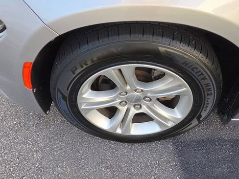 Used 2015 Dodge Charger SE w/ Popular Equipment Group RWD image 16