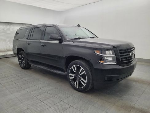Used 2018 Chevrolet Suburban LT image 11