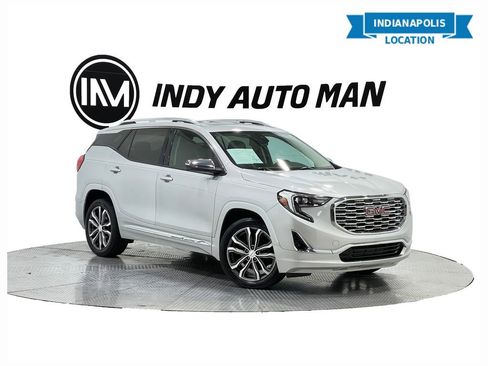 Used 2019 GMC Terrain Denali w/ Driver Alert Package II image 1