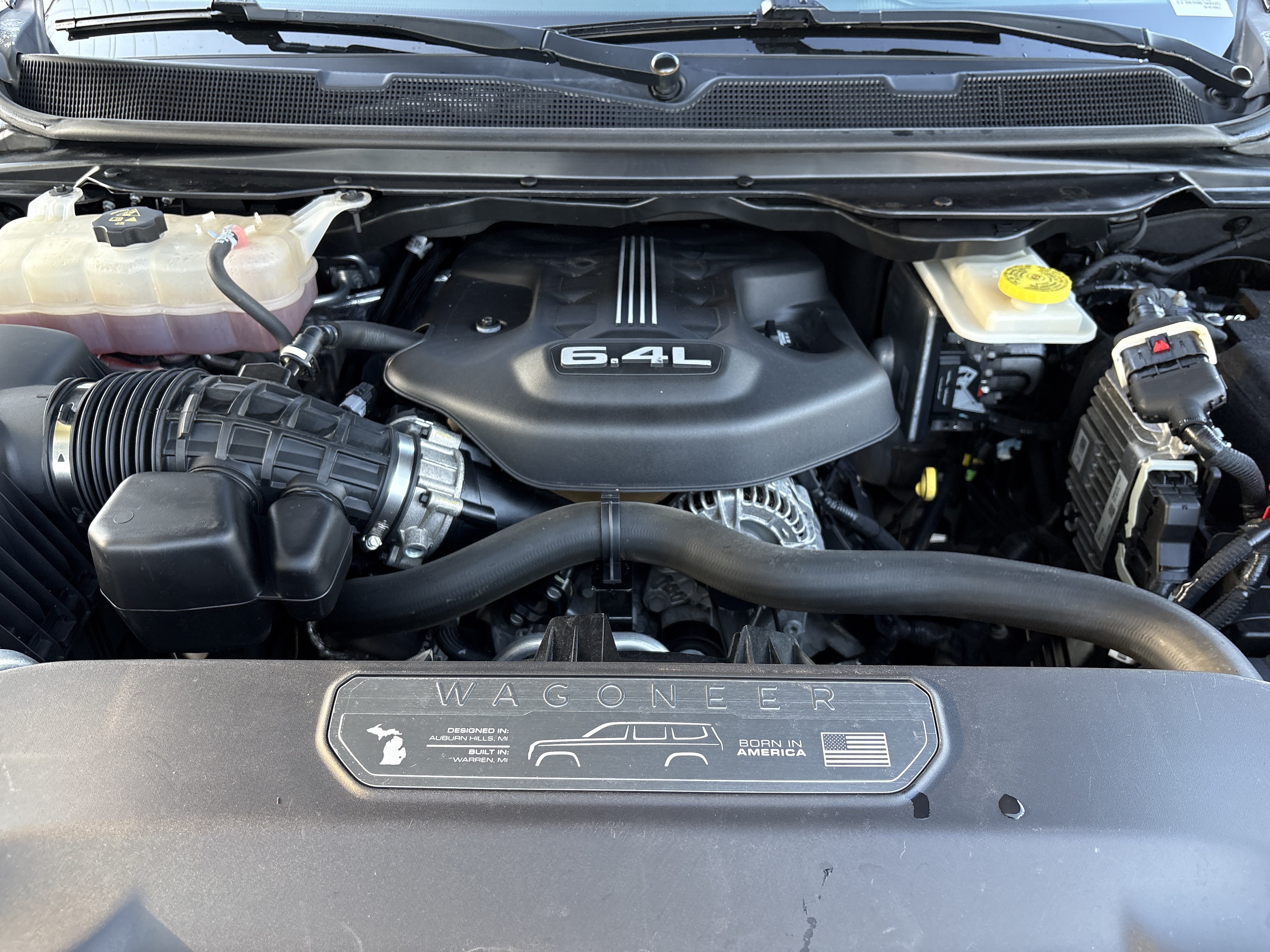 Used 2022 Jeep Grand Wagoneer Series II AWD/4WD image 37