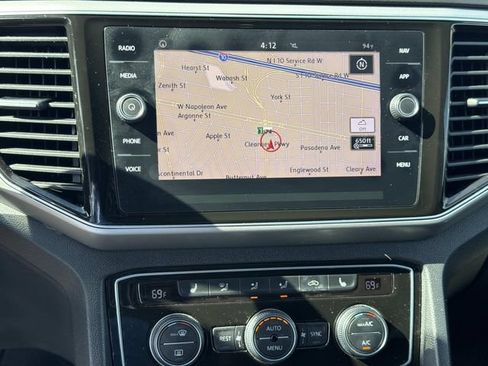Used 2019 Volkswagen Atlas SEL FWD image 31