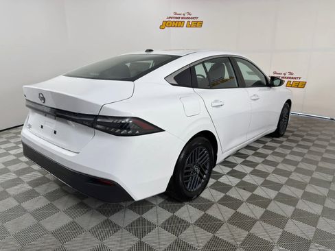 New 2026 Nissan Sentra SV w/ SV Convenience Package image 7