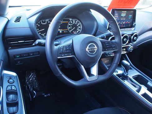 Used 2020 Nissan Sentra SR image 15