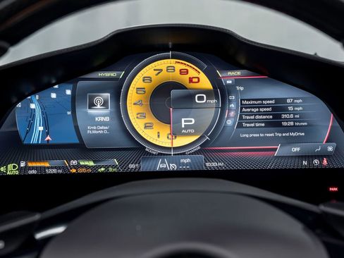 Used 2024 Ferrari SF90 Spider image 14