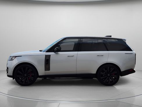 Certified 2025 Land Rover Range Rover SV AWD/4WD image 2