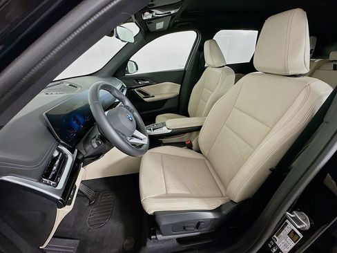 Used 2024 BMW X1 xDrive28i w/ Convenience Package image 21