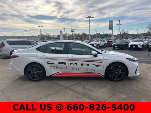 Used 2025 Toyota Camry XSE image 3