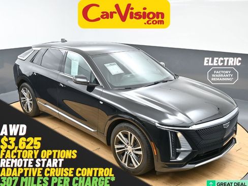 Used 2024 Cadillac Lyriq Luxury AWD/4WD image 1