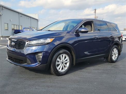 Used 2020 Kia Sorento LX image 7