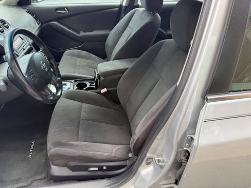 Used 2011 Nissan Altima 2.5 S w/ Convenience Pkg FWD image 8