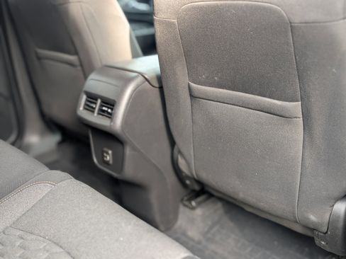 Used 2020 Chevrolet Equinox LT image 42