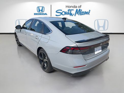 Used 2024 Honda Accord Sport image 5