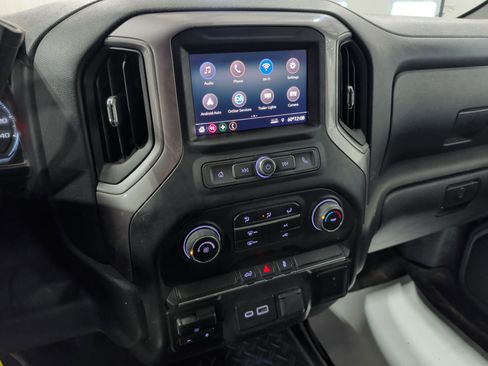 Used 2021 Chevrolet Silverado 2500 Custom w/ Custom Value Package AWD/4WD image 10