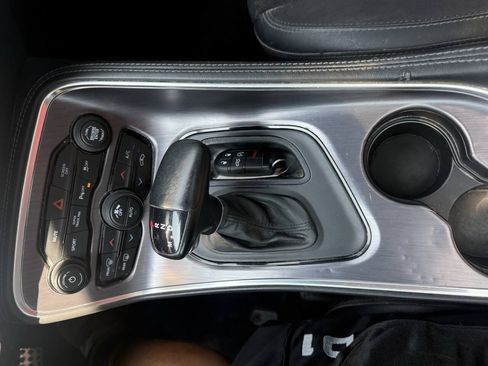 Used 2017 Dodge Challenger R/T Scat Pack RWD image 22