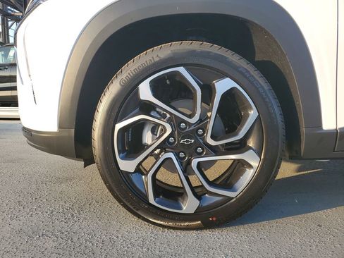 New 2026 Chevrolet Trax RS w/ Driver Confidence Package FWD image 6