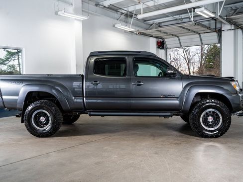 Used 2014 Toyota Tacoma 4x4 Double Cab image 5