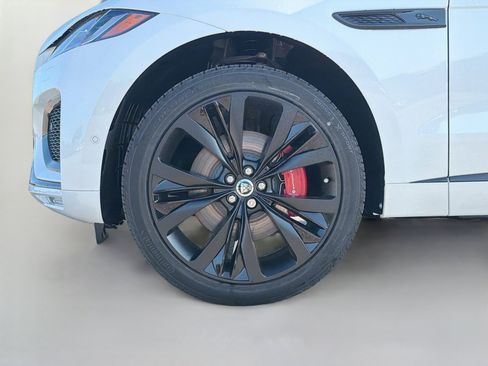 New 2026 Jaguar F-PACE R-Dynamic S AWD/4WD image 42