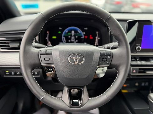 Used 2026 Toyota Camry SE w/ Convenience Package AWD/4WD image 11