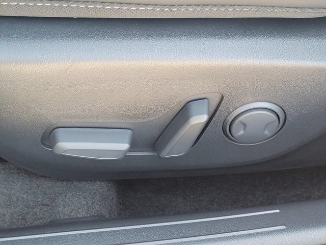 New 2026 Kia K4 GT-Line w/ GT-Line Sunroof Package FWD image 10