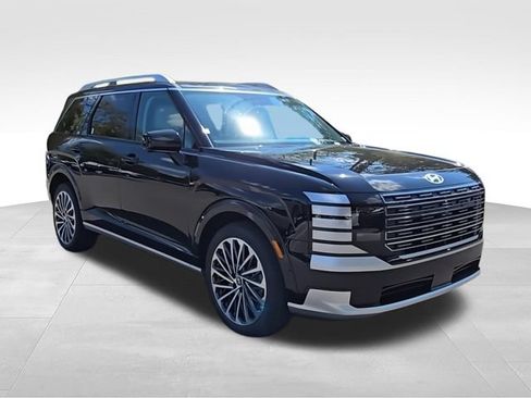New 2026 Hyundai Palisade Calligraphy FWD image 2