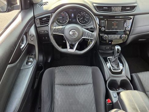 Used 2019 Nissan Rogue S w/ Special Edition Package image 15
