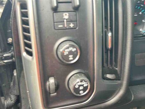 Used 2017 Chevrolet Silverado 1500 LT image 16
