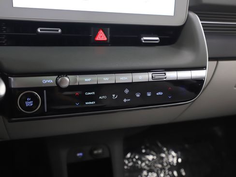 Certified 2024 Hyundai Ioniq 5 Limited image 23