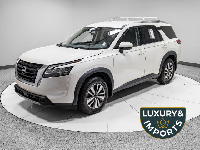Used 2024 Nissan Pathfinder SL AWD/4WD image 1