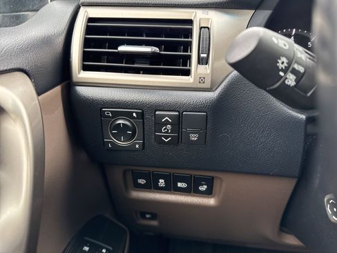 Used 2021 Lexus GX 460 Premium image 22