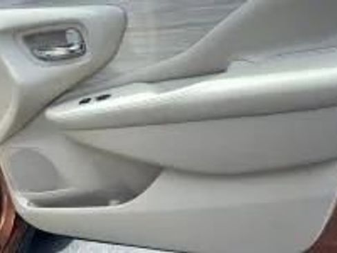 Used 2015 Nissan Murano SV image 30