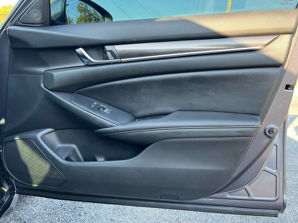 Used 2020 Honda Accord Sport image 30