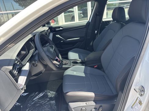 New 2026 Volkswagen Jetta GLI Autobahn FWD image 9