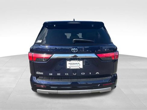 Used 2023 Toyota Sequoia Limited w/ Tow Technology Package AWD/4WD image 4