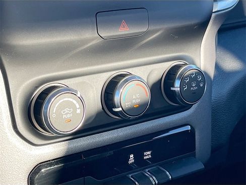 Used 2022 RAM 1500 Big Horn image 15