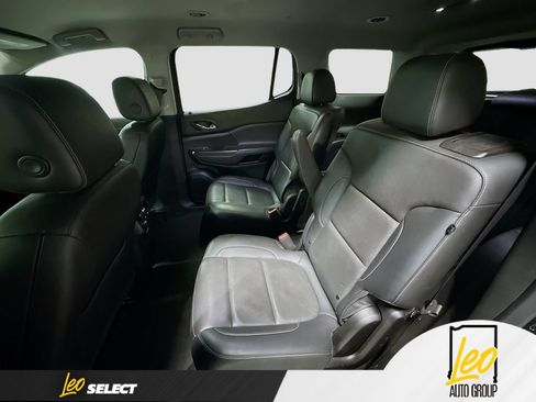 Used 2023 GMC Acadia SLT AWD/4WD image 28