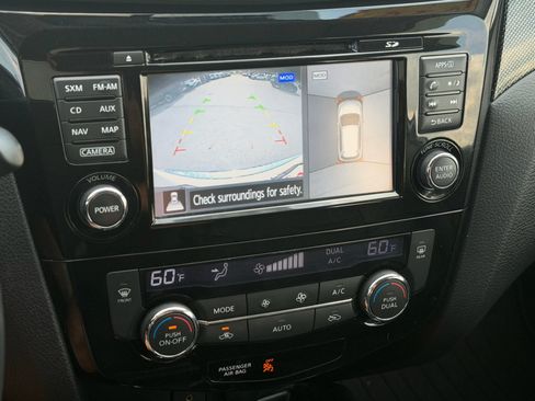 Used 2016 Nissan Rogue SL w/ SL Premium Package AWD/4WD image 14