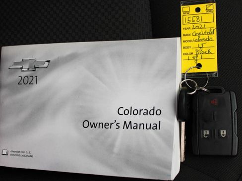 Used 2021 Chevrolet Colorado LT w/ Fleet Safety Package RWD image 46
