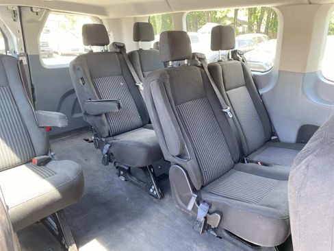 Used 2019 Ford Transit 350 XLT RWD image 12