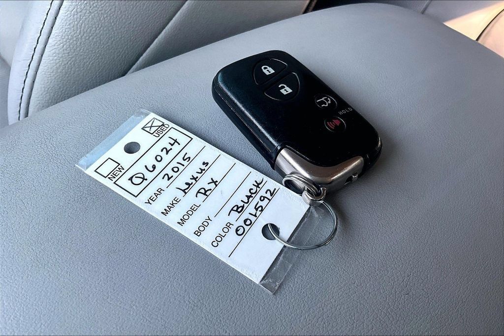 Used 2015 Lexus RX 450h AWD image 11