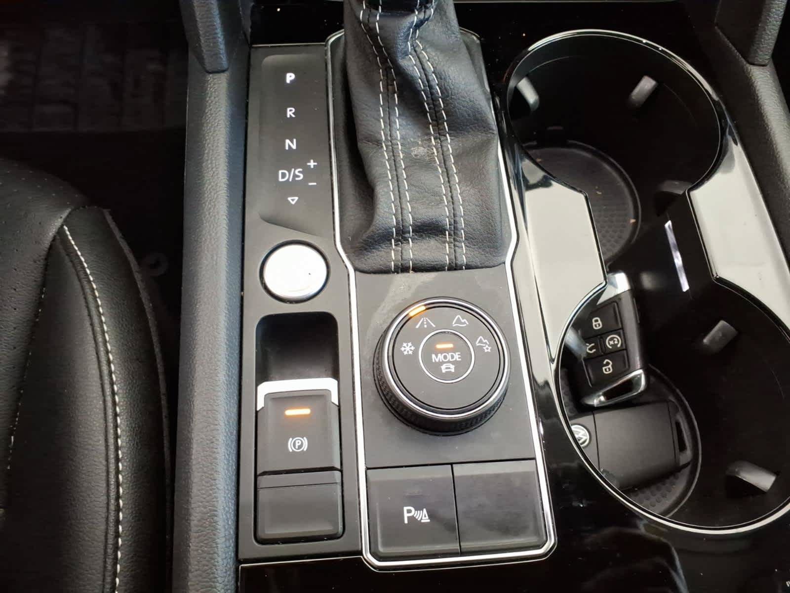 Used 2023 Volkswagen Atlas SEL AWD/4WD image 29