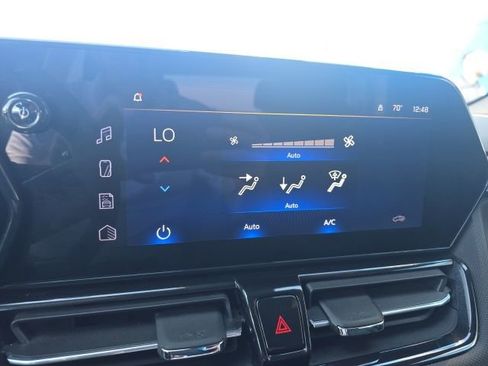 Used 2025 Chevrolet TrailBlazer RS w/ Convenience Package image 17