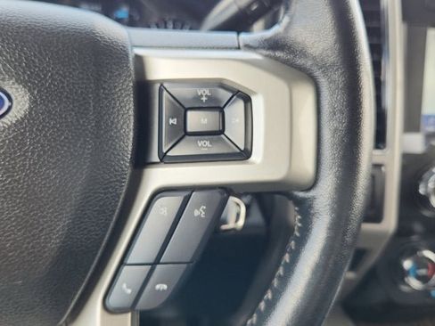 Used 2020 Ford F250 Lariat w/ Lariat Value Package image 21