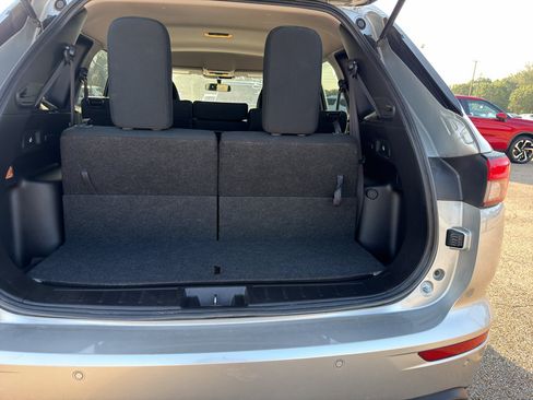 Used 2023 Mitsubishi Outlander ES FWD image 7