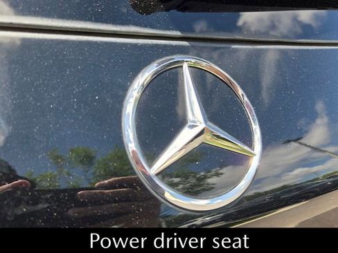 Used 2018 Mercedes-Benz GLC 300 image 11