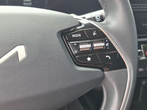 Used 2024 Kia Niro Wind w/ Wind Preserve Package FWD image 21