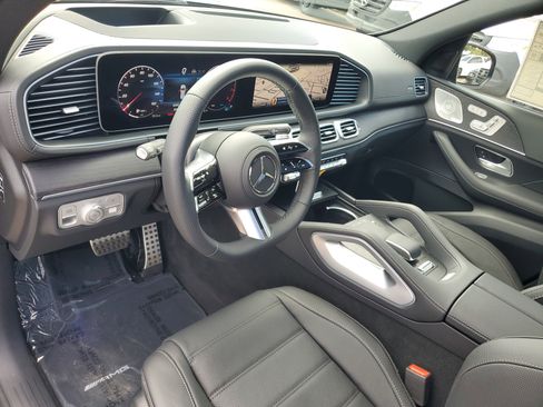 New 2026 Mercedes-Benz GLS 580 4MATIC image 27