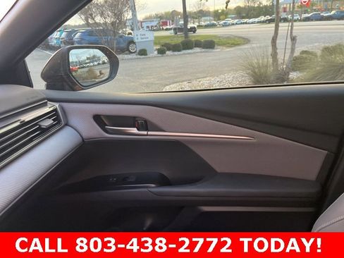 Used 2025 Toyota Camry SE w/ Multimedia Upgrade Package image 28