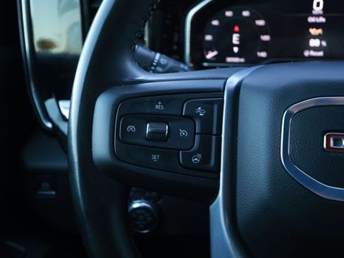 Used 2025 GMC Sierra 1500 SLT image 13