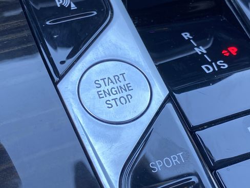 Used 2024 BMW X5 xDrive40i image 25