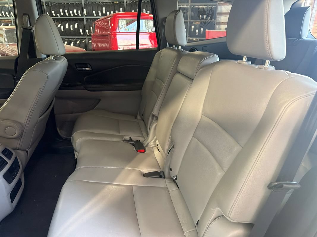 Used 2016 Honda Pilot EX-L image 12